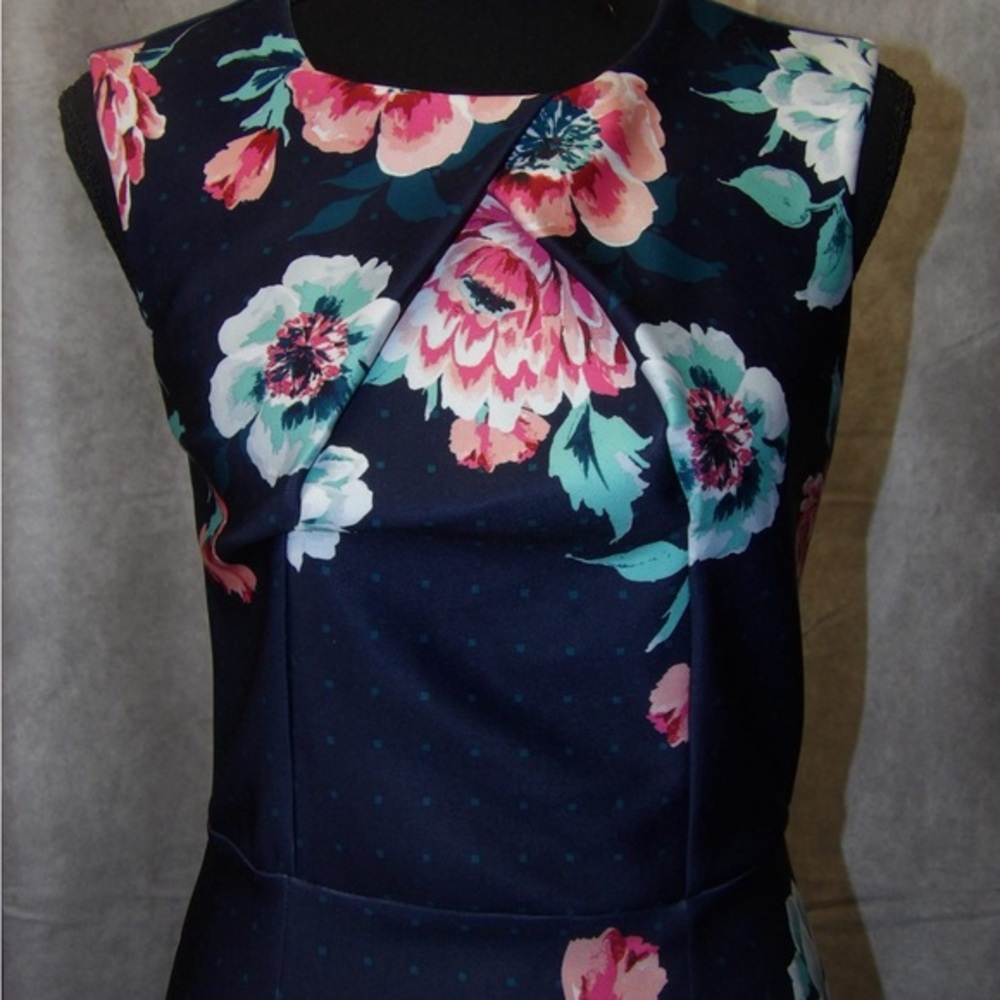 New York & Company Floral Sheath Dress - Picture 5 of 6